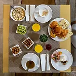 Hotel Trianon Gare De Lyon 3*