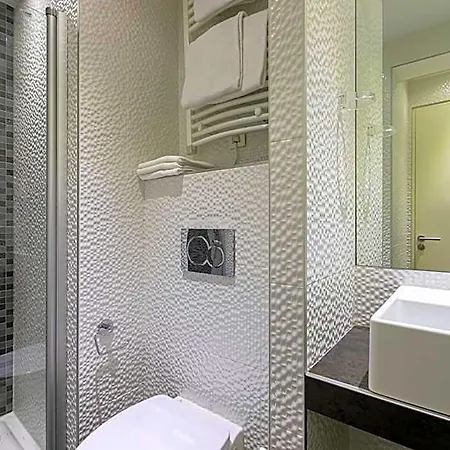 Trianon Gare De Lyon Hotel