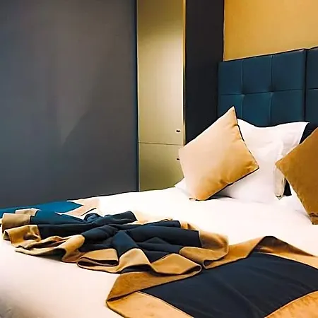 Trianon Gare De Lyon Hotel