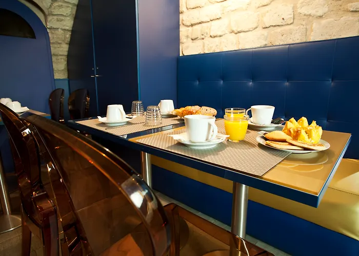 Trianon Gare De Lyon Hotel