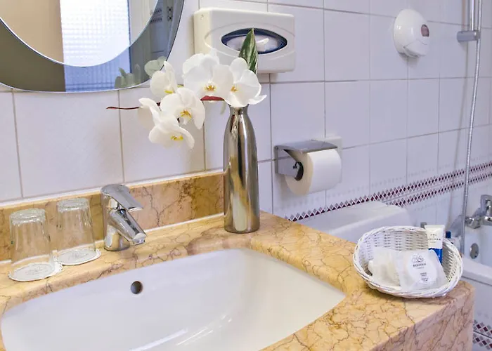 Trianon Gare De Lyon