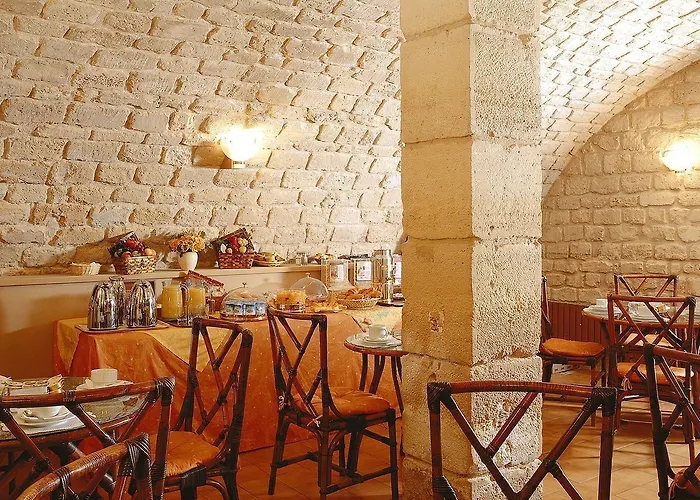 Trianon Gare De Lyon