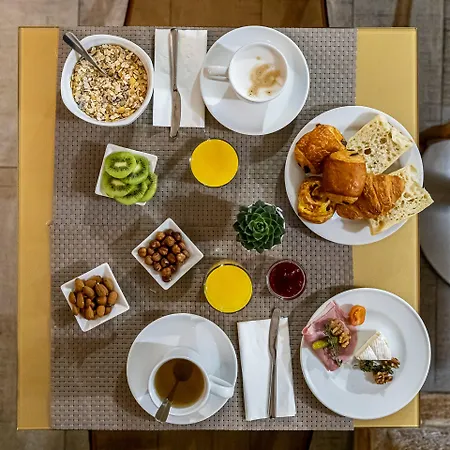 Hotell Trianon Gare De Lyon 3*